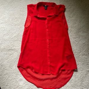 H&M sleeveless button down shirt, size 6